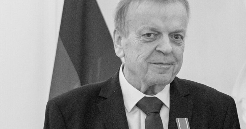 Klaus Minter bei der Verleihung des Litauischen Verdienstordens. Zu sehen ist Klaus Minter, als ihm der Litauische Verdienstorden verliehen wurde.