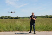 Niklas Schnepel flies the smaller quadcopter